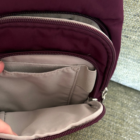 Baggallini Burgundy Crossbody Bag - Picture 2 of 5